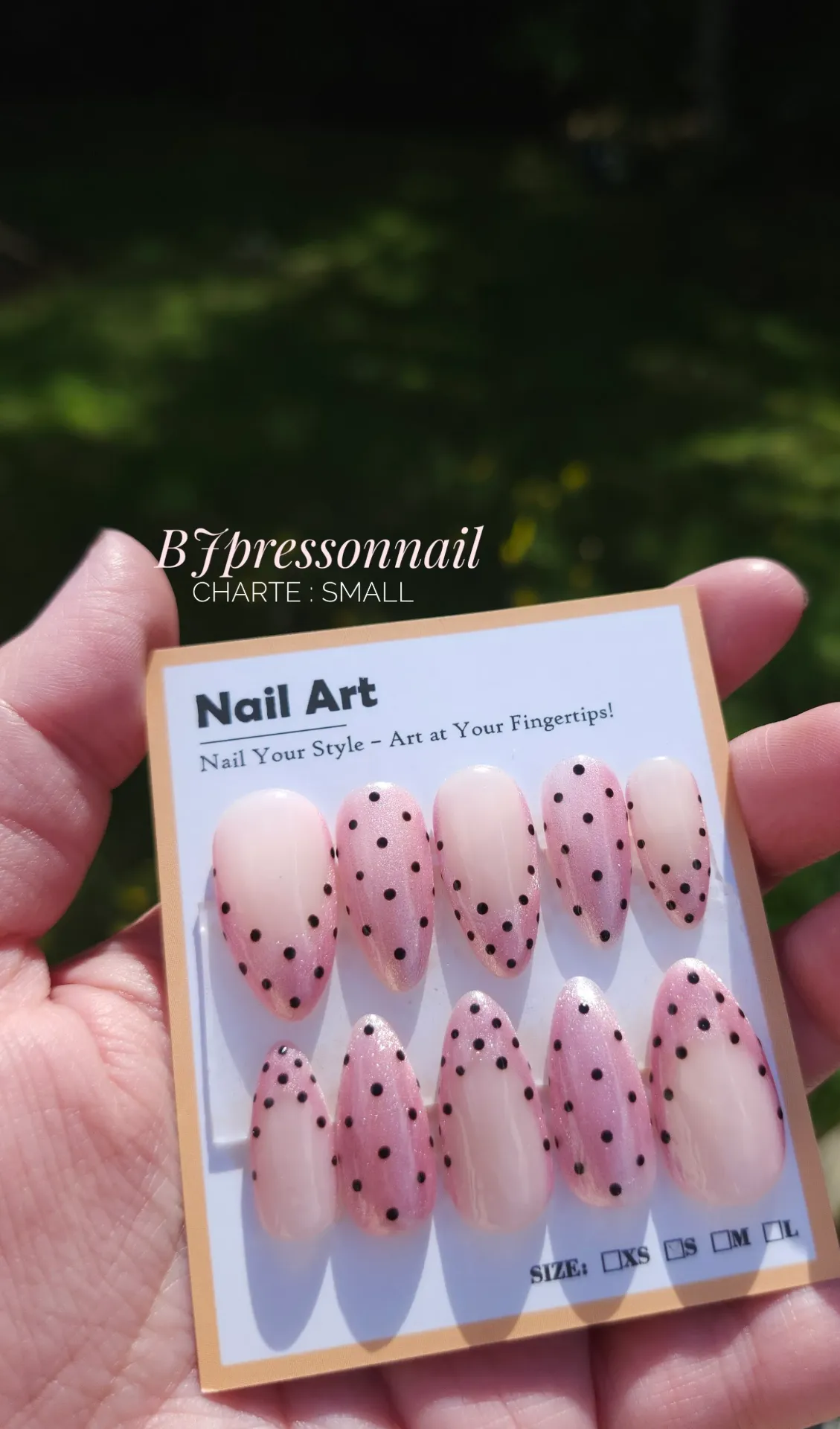 Press-on « Pois rosés »